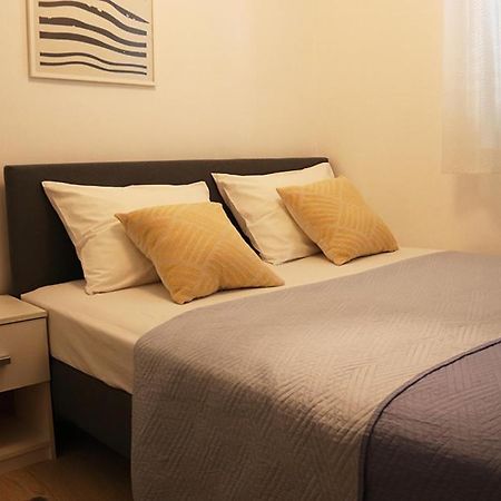 Apartment Doris Šibenik Екстериор снимка